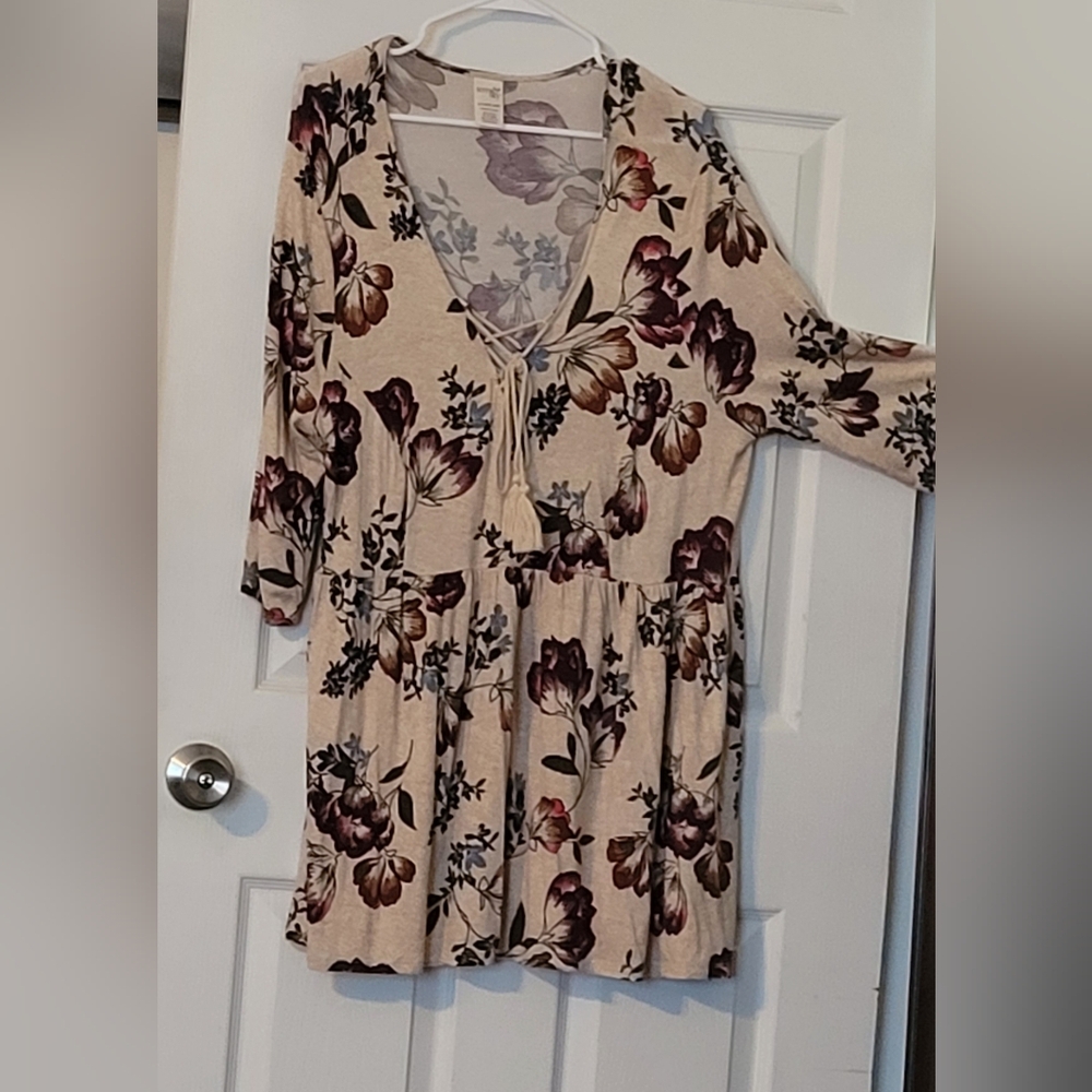 Terra & Sky Elegant Floral Blouse